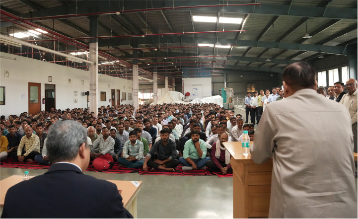 diwaliGift-2025-noida-02