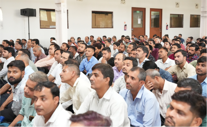 diwaliGift-2025-noida-06